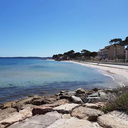 Lägenhet Cosy Sur Le Port D'hyeres *